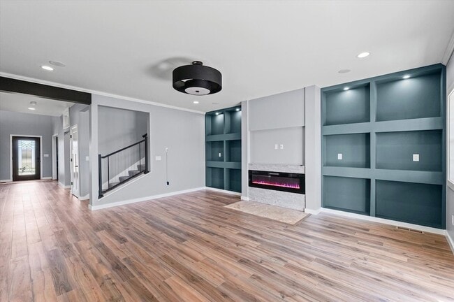 Building Photo - 1306 S Roberto Rd