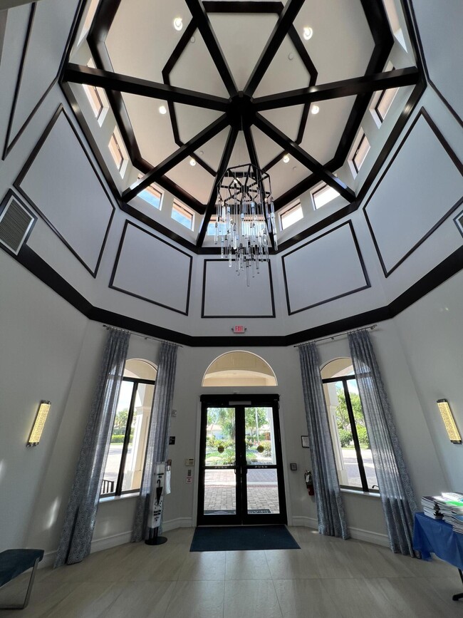Building Photo - 9774 Isles Cay Dr