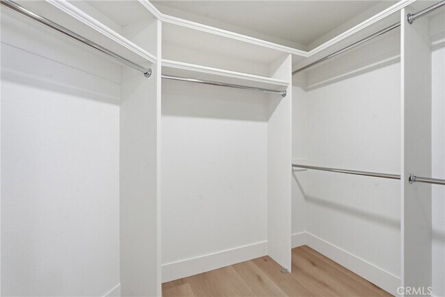 Building Photo - 7 San Vincente