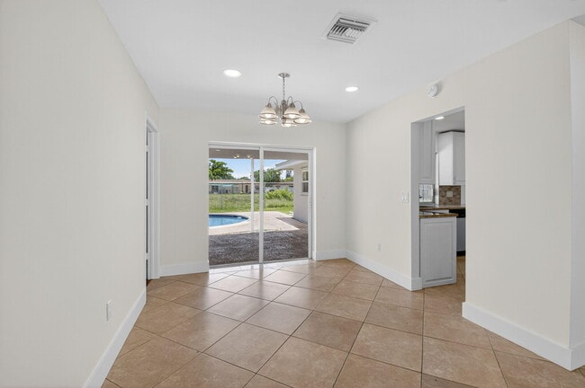 Building Photo - 22203 Aquila St