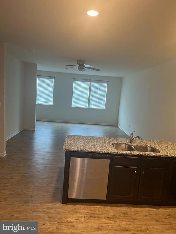 Building Photo - 178 Magellan Dr