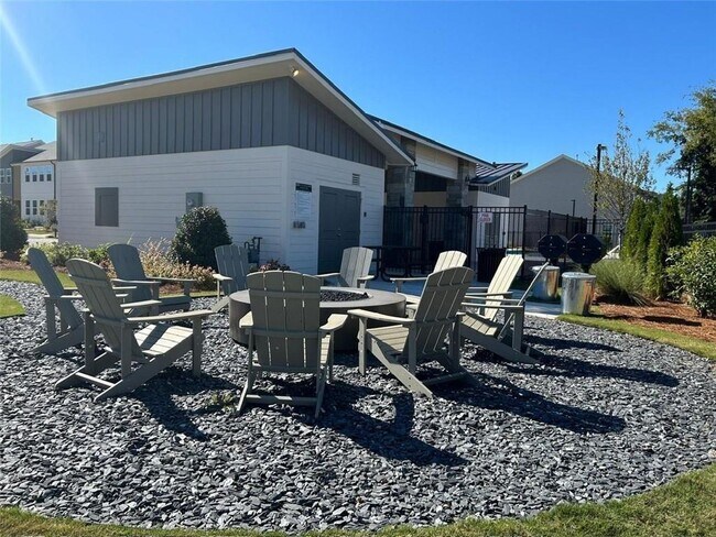 Building Photo - 1708 Gunnin Trce NW