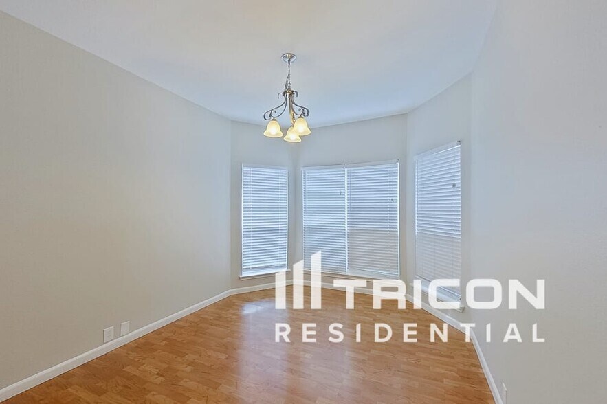 Building Photo - 4733 Grant Park Ave