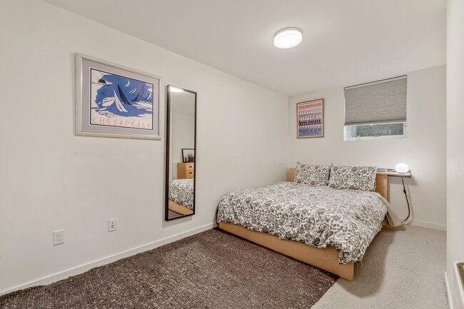 Building Photo - Fully Furnished, 2 Bedroom Rental - Great ...
