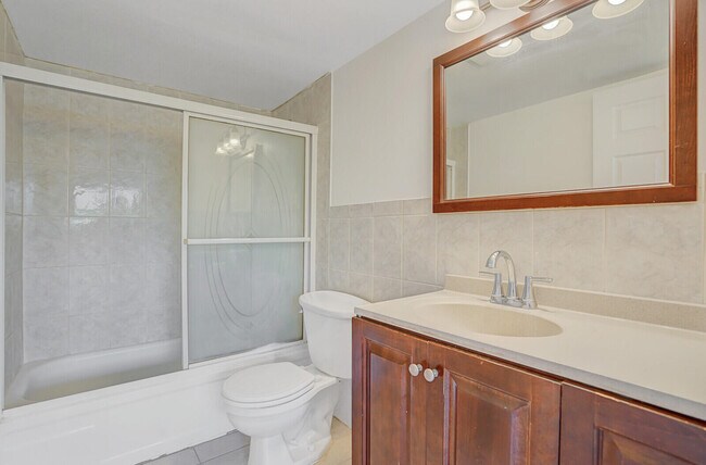 Building Photo - 200 Waterway Dr S