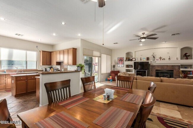 Building Photo - 3419 E June Cir