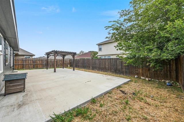 Building Photo - 2008 Cattle Creek Rd