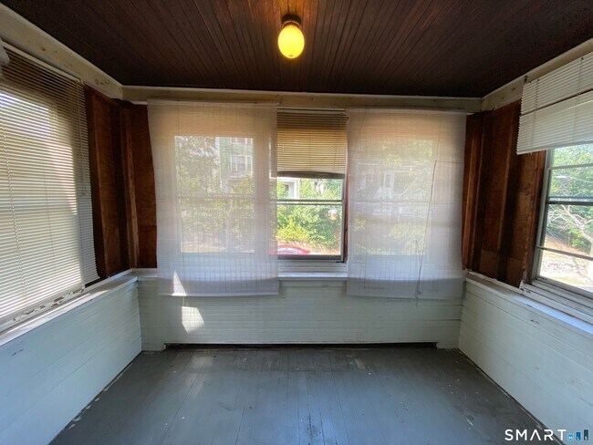 Building Photo - 22-24-24 Kimball Dr