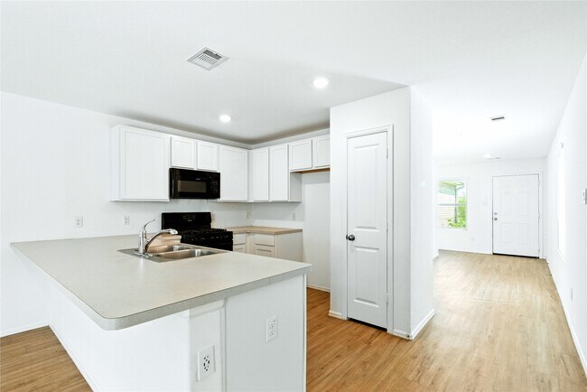 Building Photo - 4347 Palmetto Grv Ln