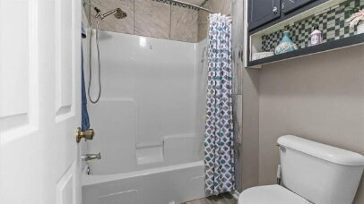 Building Photo - Charming 2-Bedroom, 2.5-Bathroom Townhome with Community Pool! Available TODAY!