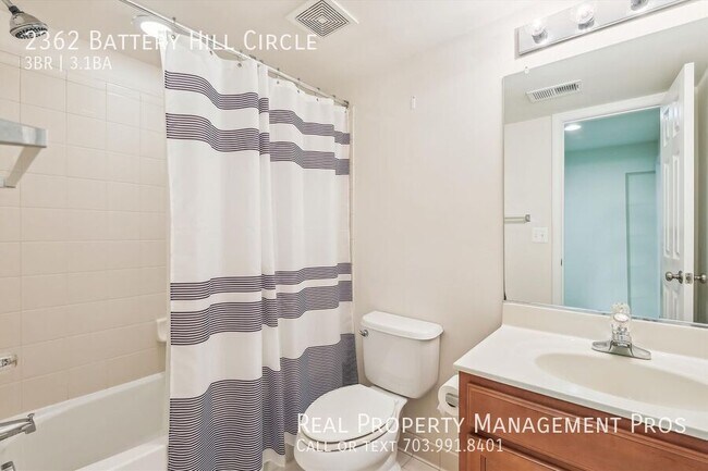 Building Photo - 2362 Battery Hill Cir