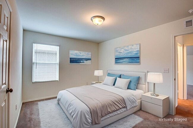 Building Photo - 1426 Tramore Wy