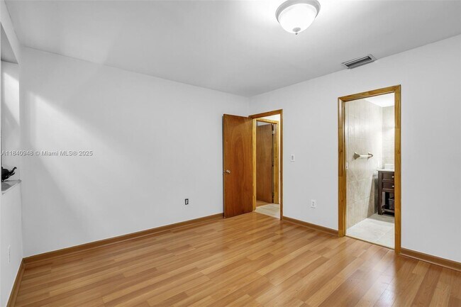 Building Photo - 12845 SW 49th Terrace