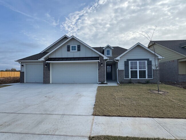 Primary Photo - NEW CONTRUCTION - 4 bed-3 bath-3 car garage.