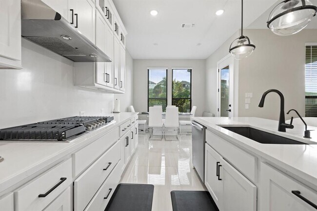 Building Photo - 1008 Willie Rnch Wy