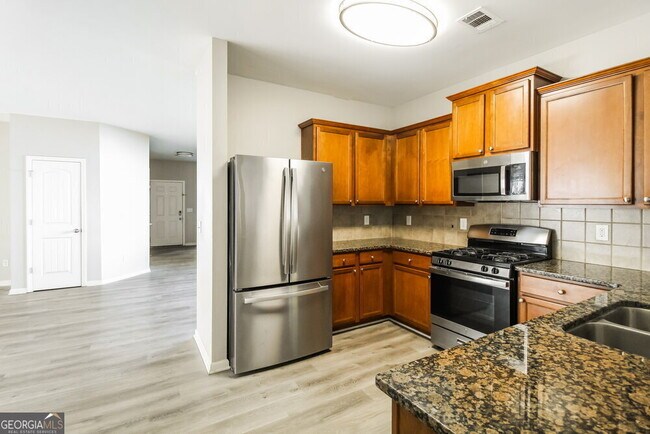 Building Photo - 30 Inverness Ave