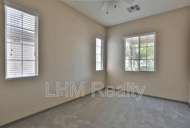 Building Photo - 3156 E Austin Dr