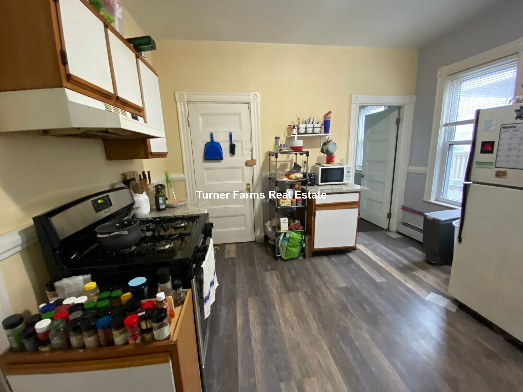 Building Photo - 36 Cherokee St