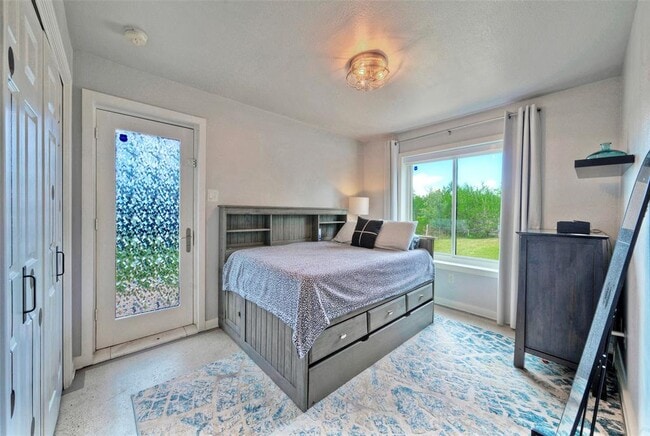 Building Photo - 5513 Great Divide Dr