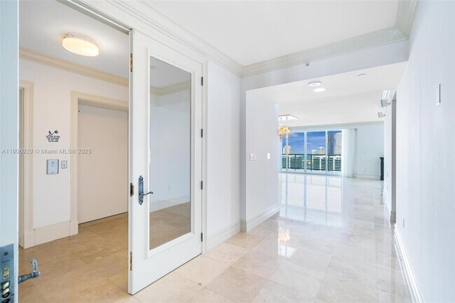 Building Photo - 3201 NE 183rd St