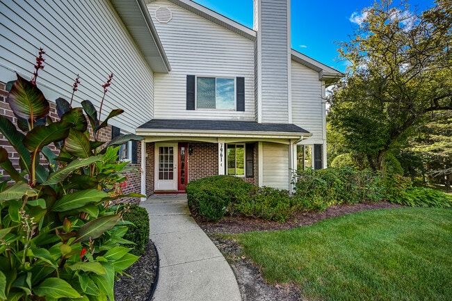 Primary Photo - 7961 Knottingham Cir