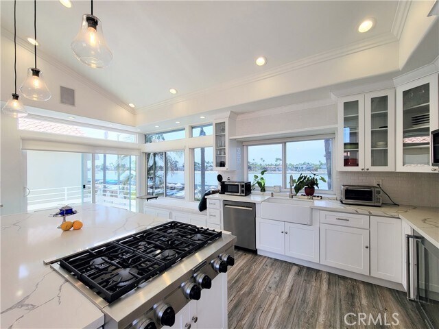 Building Photo - 5532 Spinnaker Bay Dr
