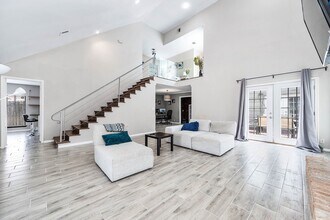 Building Photo - 12710 Ashford Pine Dr