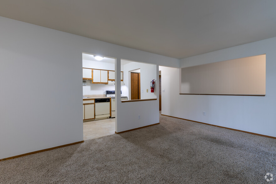 2BR, 1.5BA - 908SF, Dining Area - Glenview Gardens Apartments