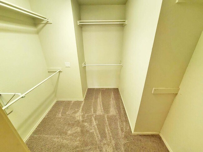 Building Photo - Great 3 Bdrm 2 Bath Home in Cross Roads Tx