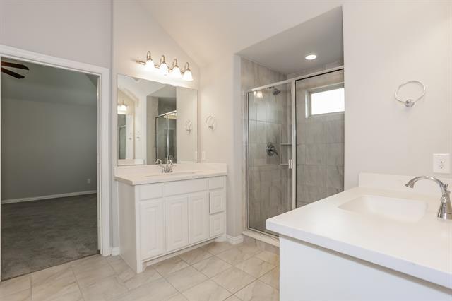 Building Photo - 120 Knight of Realm Blvd