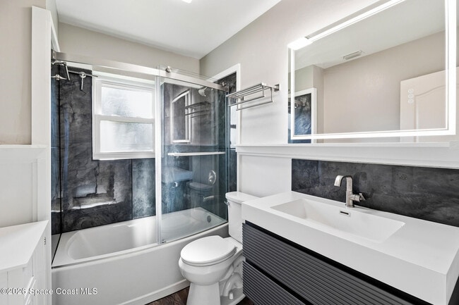 Building Photo - 102 South St