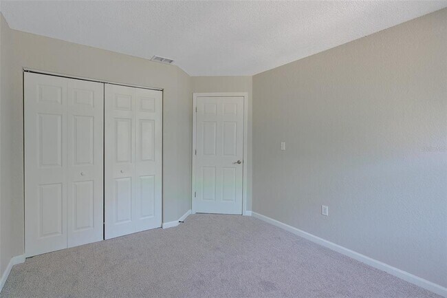 Building Photo - 12293 Sailwinds Dr