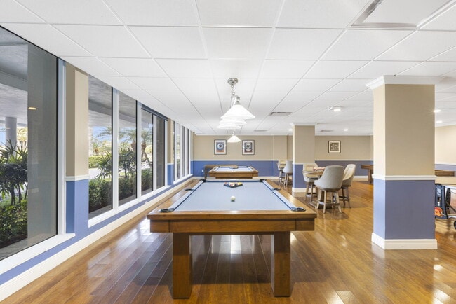 Building Photo - 3546 S Ocean Blvd