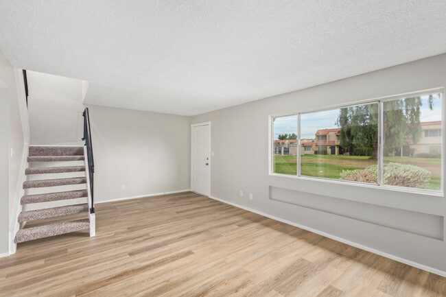 Building Photo - 4817 W Marlette Ave