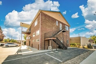 Building Photo - 4105 N Adams St