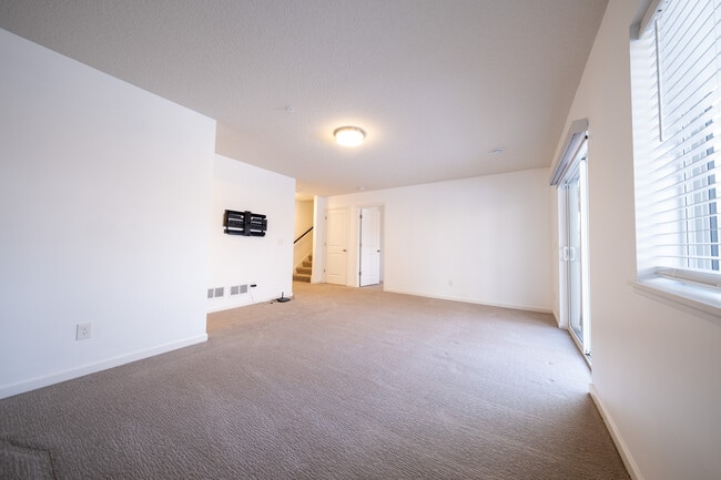 Building Photo - 13369 Bronze Pkwy