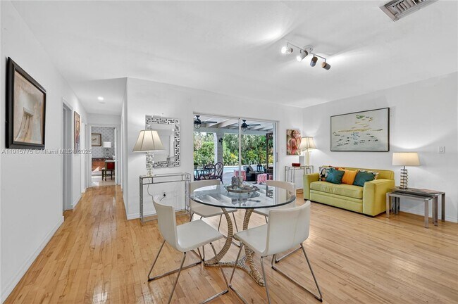 Building Photo - 7521 SW 165th Terrace