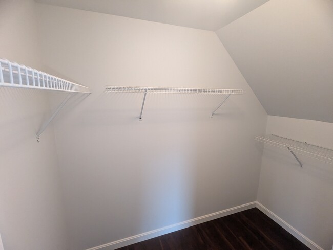 Second floor primary walk-in closet - 44 Albe Dr