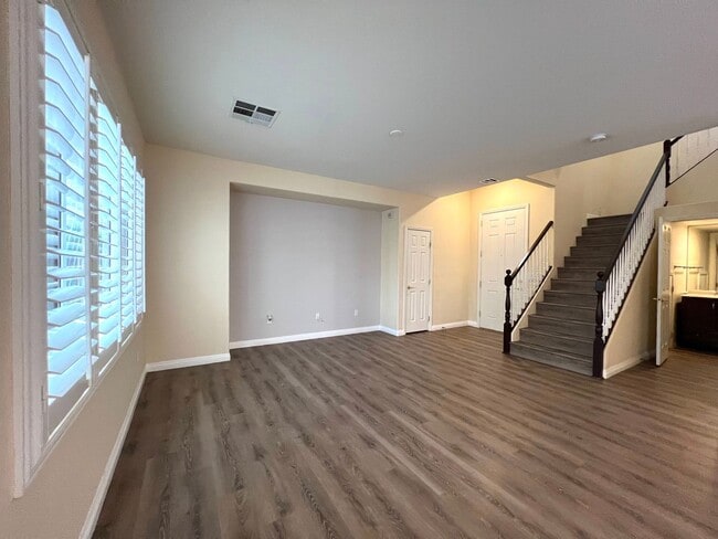 Building Photo - 7043 Somera Way