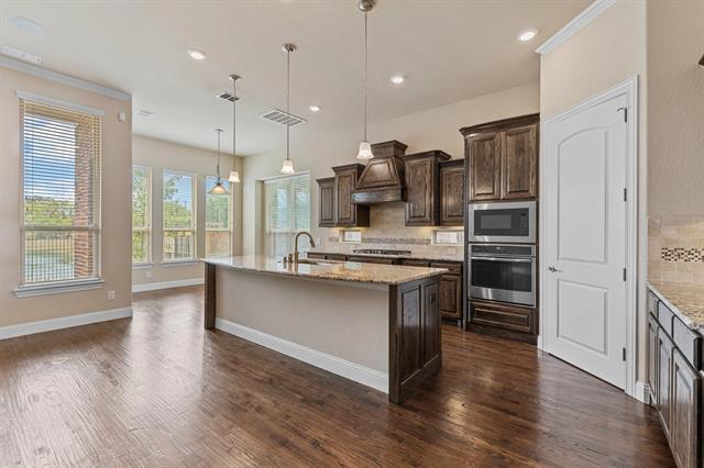 Building Photo - 3759 Legends Path