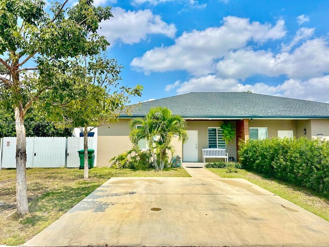 Building Photo - 2075 NW 75th St