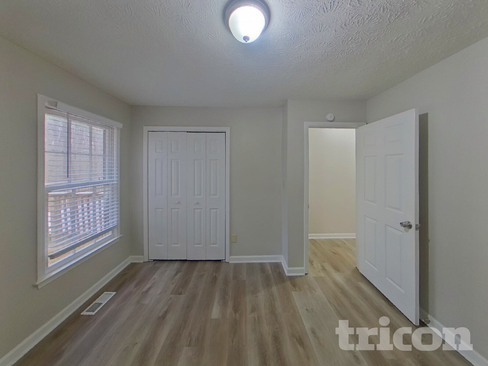 Building Photo - 555 N Oakland Cir