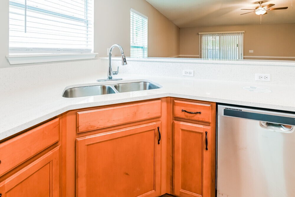 Building Photo - 14414 Woodfield Cir S