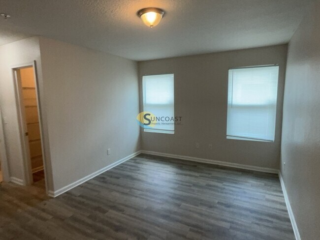 Building Photo - 9224 Western Way