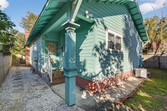 Building Photo - 2905 14th St N