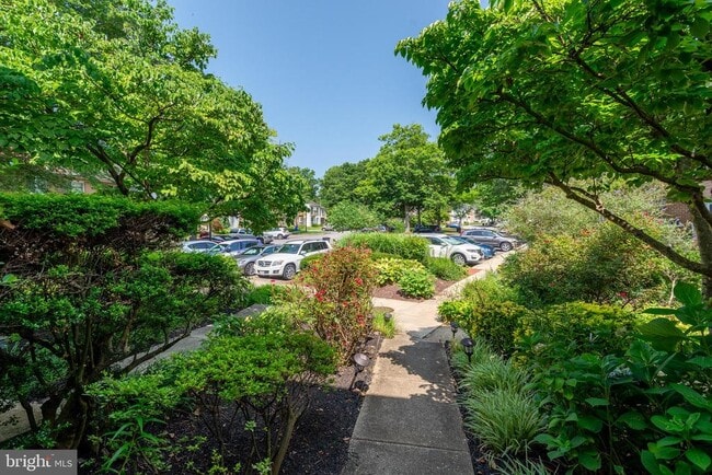 Building Photo - 7261 Dockside Ln