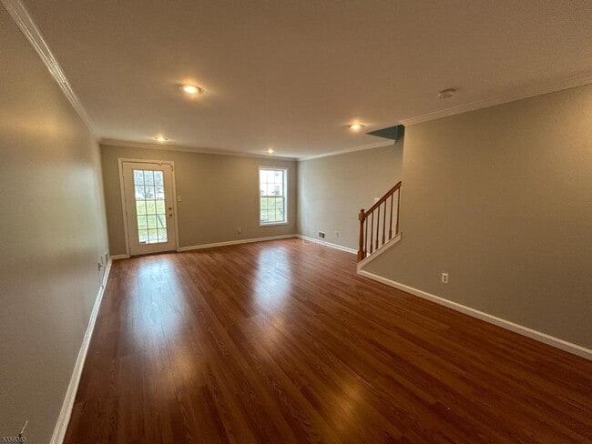 Building Photo - 450 Hartford Dr