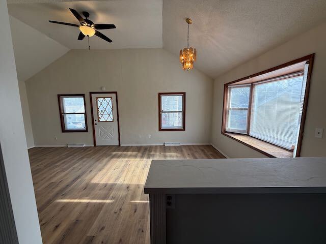 Building Photo - 1 BR w Loft