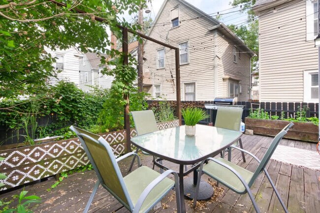 Building Photo - 2156 W 34th Pl