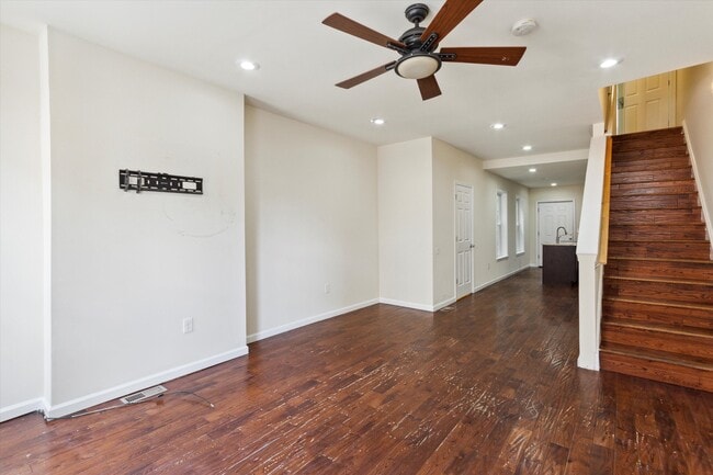 Building Photo - 1804 W Montgomery Ave